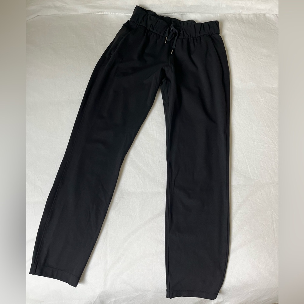 Lululemon On The Fly Drawstring 7/8 Pant - Picture 2 of 6